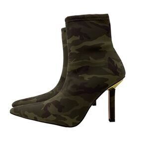 Good American High Kickstand Bootie Size 7 Camo Neoprene GA116N-X